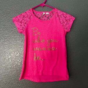 Scooter Girls Top Sz 7/8 Pink Lace Sleeve Graphic Tee “Be Who You Wanna Be”
